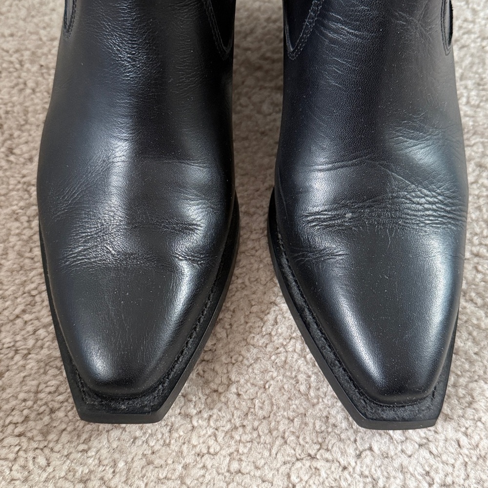 Everlane Wild Western Boot in Black 8 - Picture 2 of 11